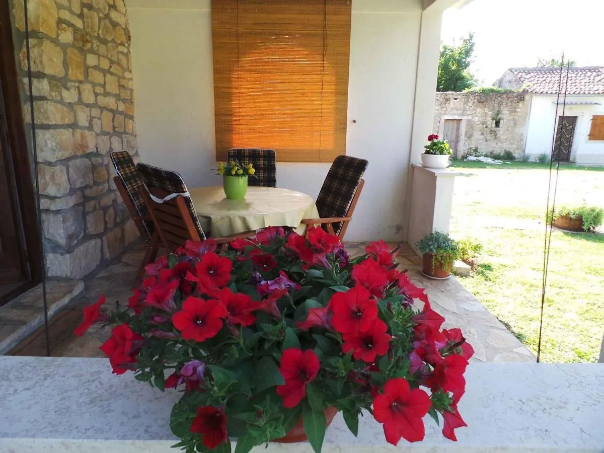 Holiday Home In Krsan 34600 Croácia