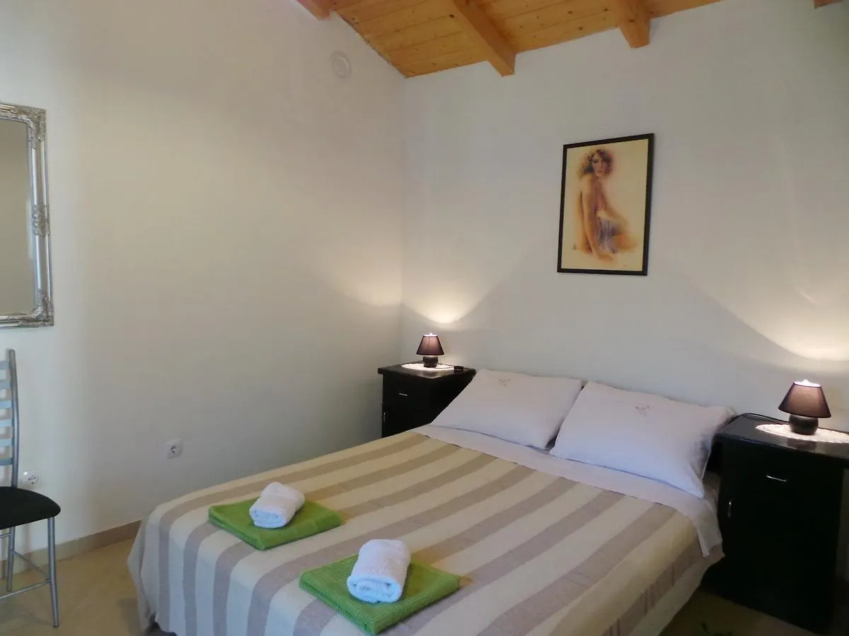 Holiday Home In Krsan 34600 Croácia
